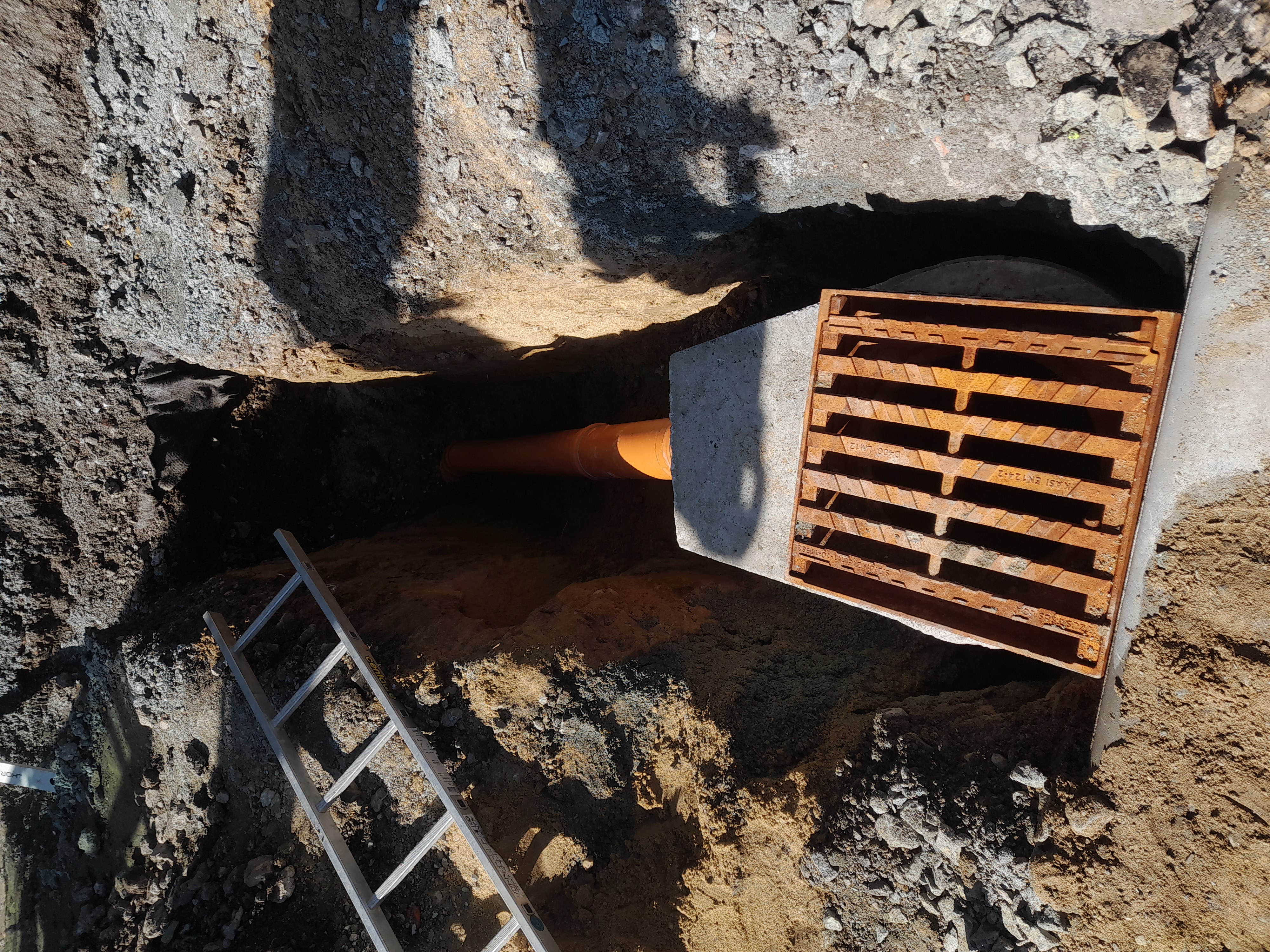 Foto dešťová kanalizace